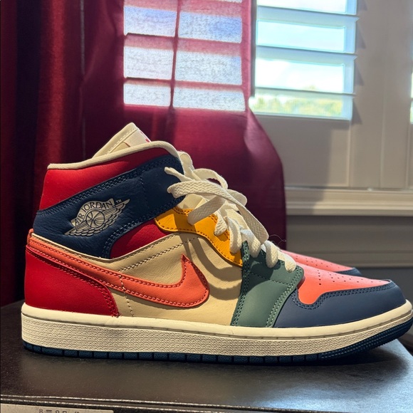 Nike Multicolor High-Top Sneakers - Picture 2 of 6